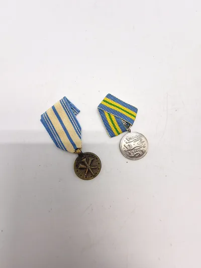 Diverse miniature medaljer (2stk)