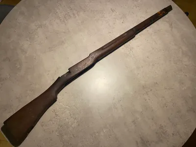 Originalt WWII skæfte til Lee Enfield
