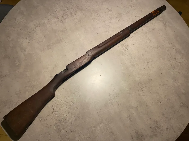 Originalt WWII skæfte til Lee Enfield