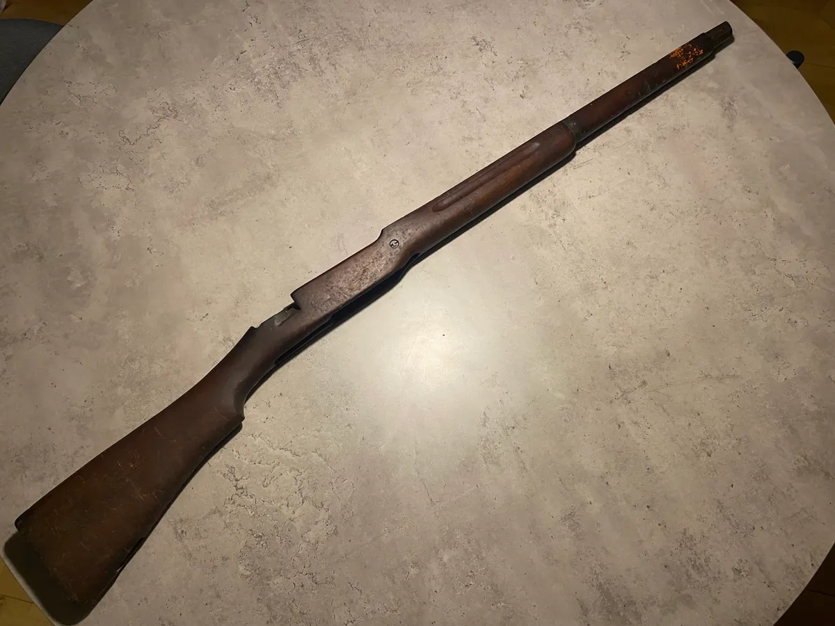 Originalt WWII skæfte til Lee Enfield