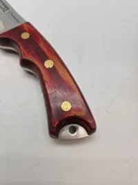 Veludført kniv med skede