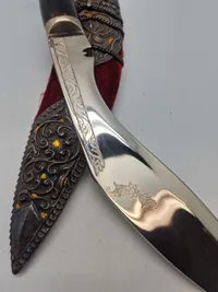 Khukri kniv med skede