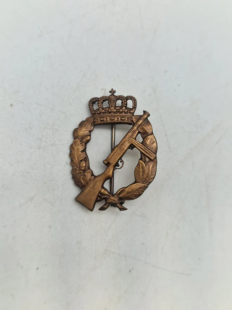 Originalt skydemærke model 1944 leveret i ca. 500 stk.  til  den danske brigade i Sverige WW2