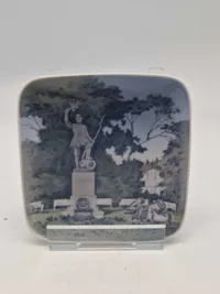 Plakette - Royal Copenhagen - med motiv af den tapre landsoldat