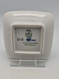 Plakette - Royal Copenhagen - med motiv af den tapre landsoldat