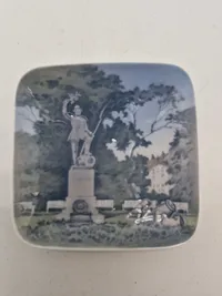 Plakette - Royal Copenhagen - med motiv af den tapre landsoldat