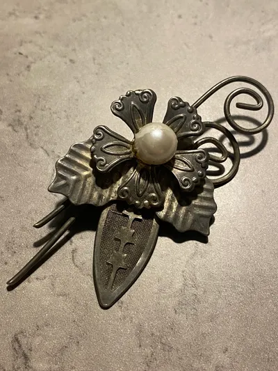 Italiensk filigran broche af sølv(?)