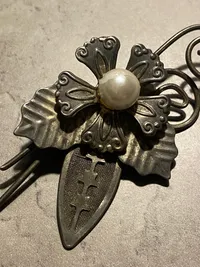 Italiensk filigran broche af sølv(?)