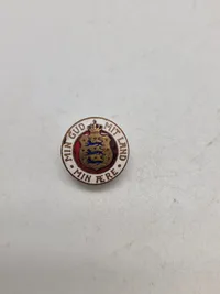 Original dansk national pin - Chr X, samt medlemspin fra Grænseforeningen
