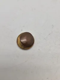Original dansk national pin - Chr X, samt medlemspin fra Grænseforeningen