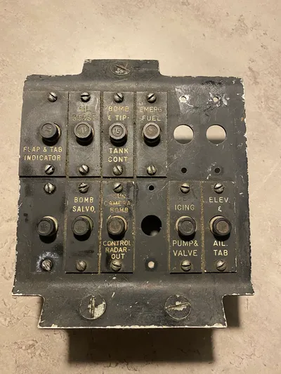 Sjældent originalt panel fra amerikansk WWII bombeflyver