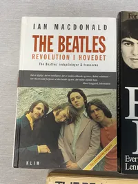 Lot diverse the Beatles litt.