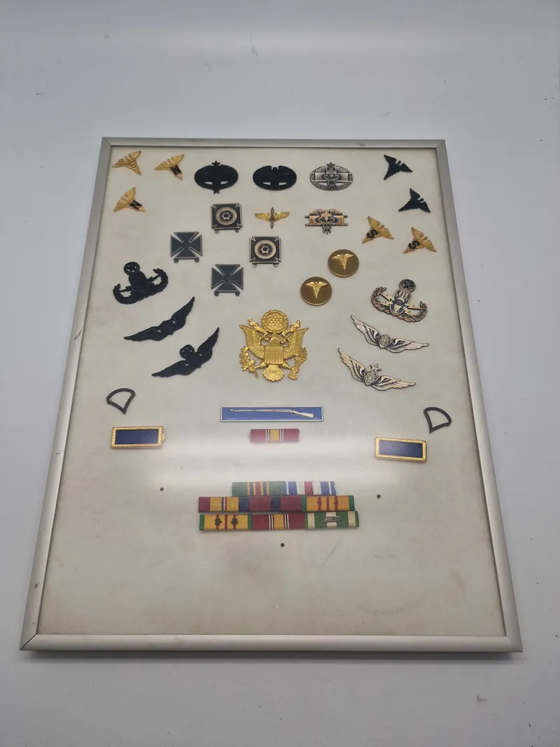 Lot Originalt  US fra vietnamkrigen  indsat i ramme
