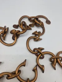 Original samling originale “Okpoho” (Manilla slave bracelets) lavet som kæde