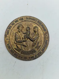 Sjælden original nål fra modstandsbevægelsen (magen til plaketten, men blot i lille størrelse til jakken)