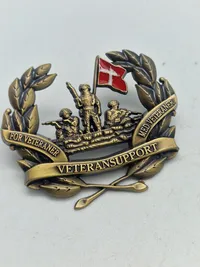 Lot pins og badges
