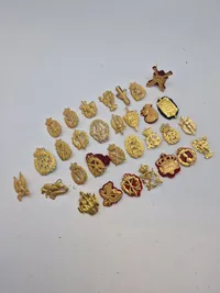 Lot danske regiments mærker