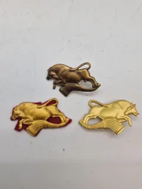 Lot danske regimentsmærker