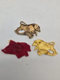 Lot danske regimentsmærker