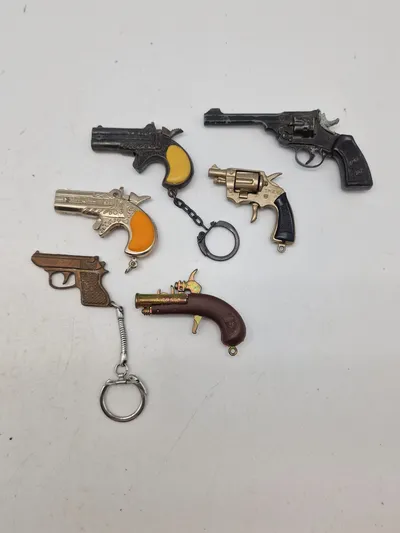 Lot miniature pistoler