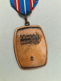 2 stk friheds (march) medaljer