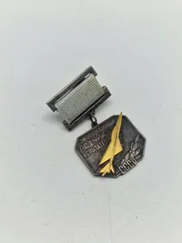Original RUSSIAN AIR FORCE BADGE, HONOURED TEST PILOT MEDAL