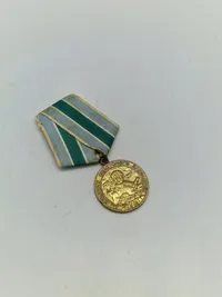 Original Soviet Medal for the Defense of the Polar Region