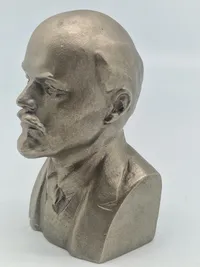 Original Lenin buste