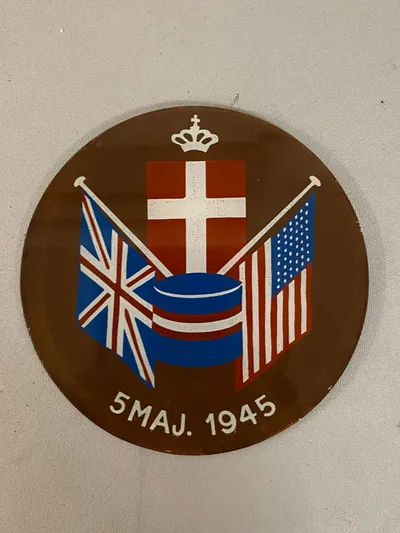 Originalt bemalt glas 5 Maj 1945