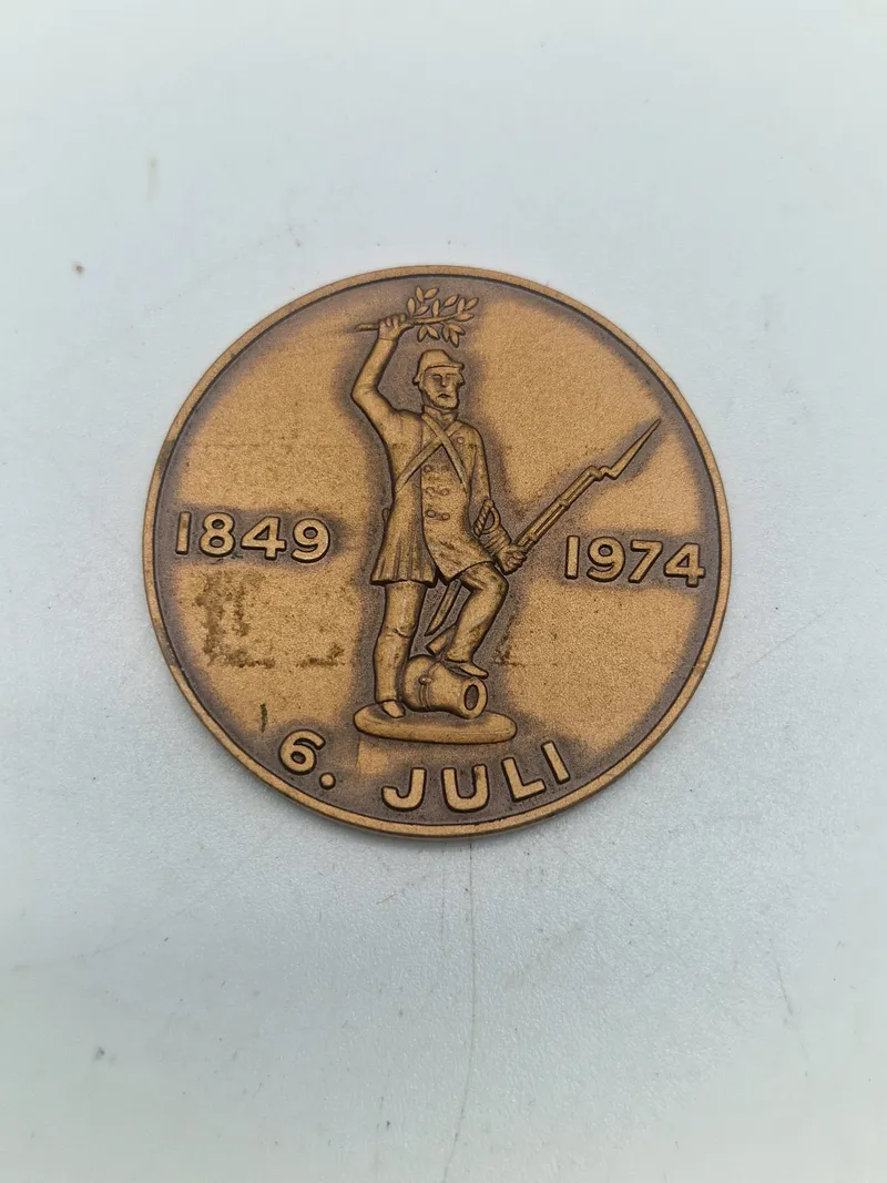 6 Juli Medalje