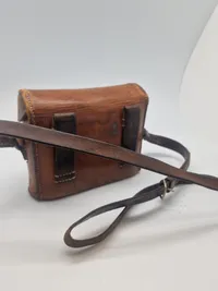 Original Velfremstillet Schweizisk officers kikkert og hylster, klar optik med inddeling