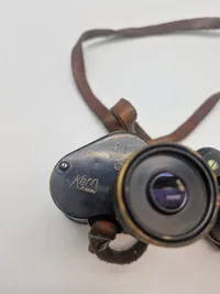 Original Velfremstillet Schweizisk officers kikkert og hylster, klar optik med inddeling