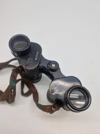 Original Velfremstillet Schweizisk officers kikkert og hylster, klar optik med inddeling