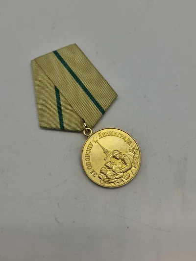 Original USSR Medal for the Defense of Leningrad