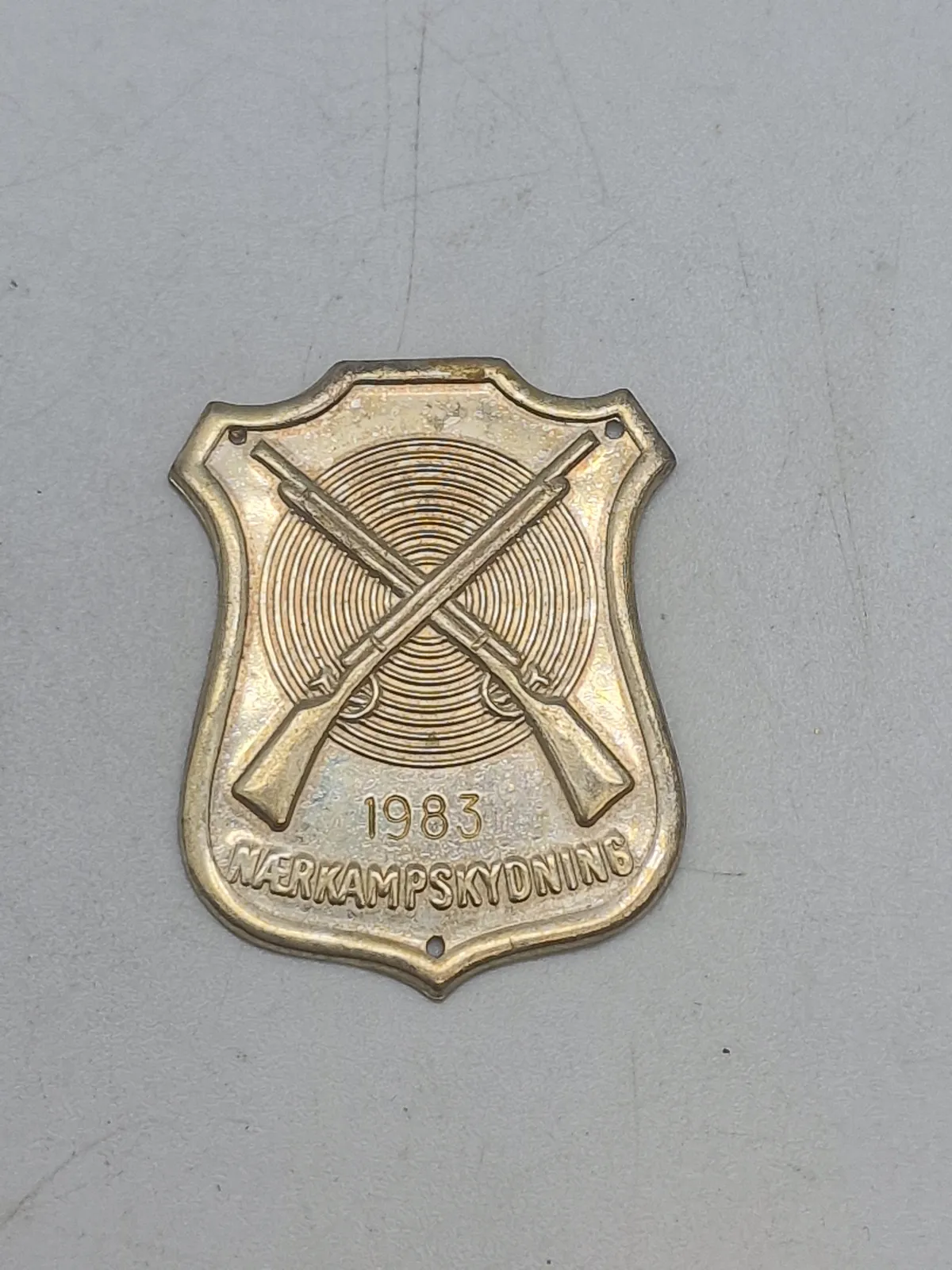 Nærkampsskydnings skjold 1983