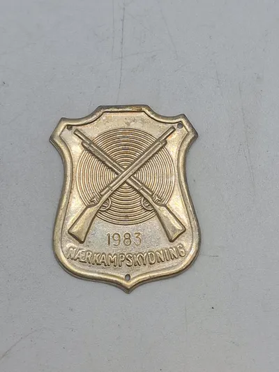 Nærkampsskydnings skjold 1983