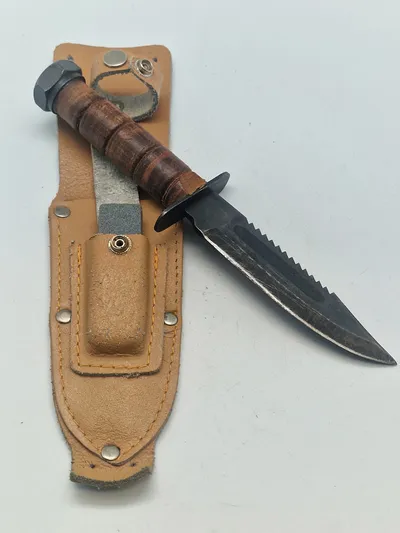 Overlevelses kniv