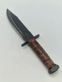Overlevelses kniv