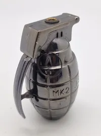 Lighter lavet som MKII håndgranat