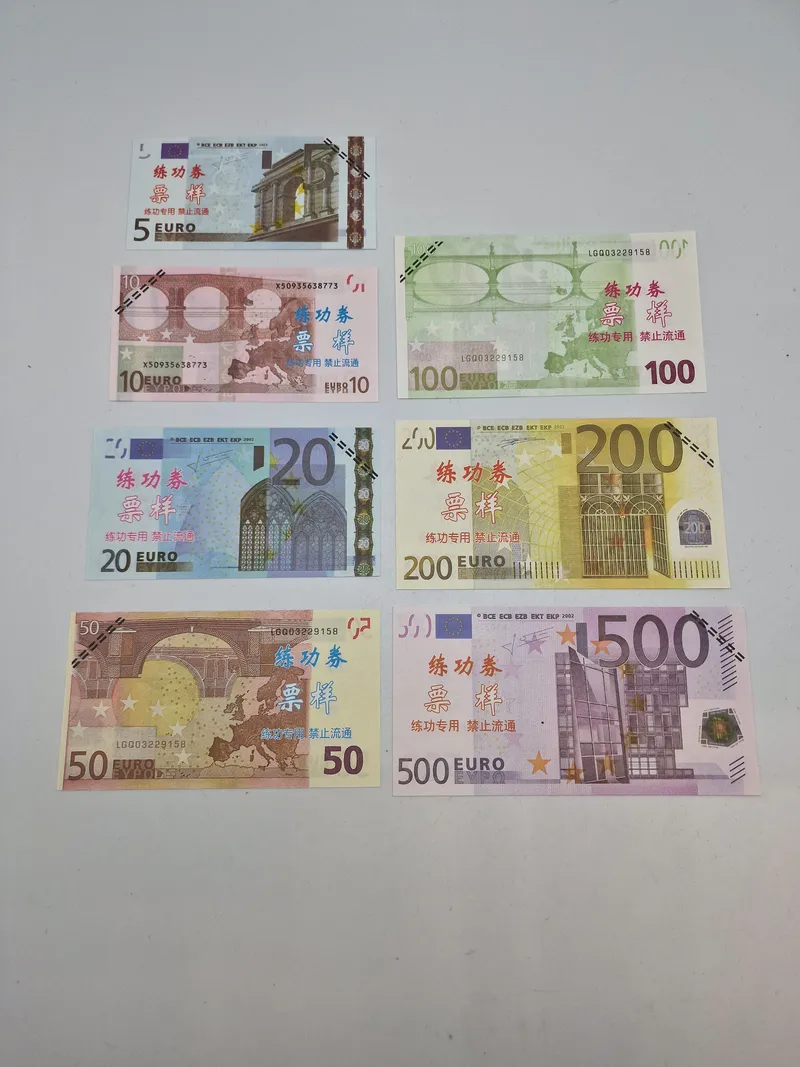 Samling euro sedler brugt til træning i værdihåndtering i kinesiske banker