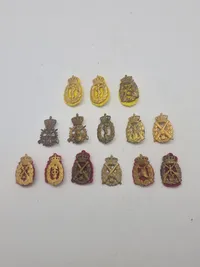 Lot danske regimentsmærker