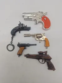 Lot miniature pistoler (deko)