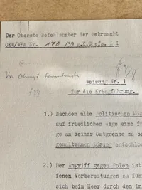 Veludført genoptryk af Hitlers invasions befaling fra septemper 1939