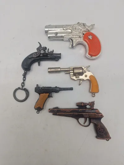 Lot miniature pistoler (deko)