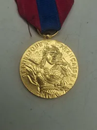 Original Fransk - National Defense Medal