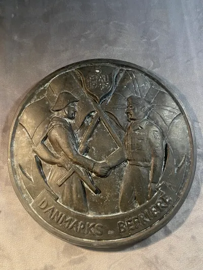 Original dansk befrielses plakette
