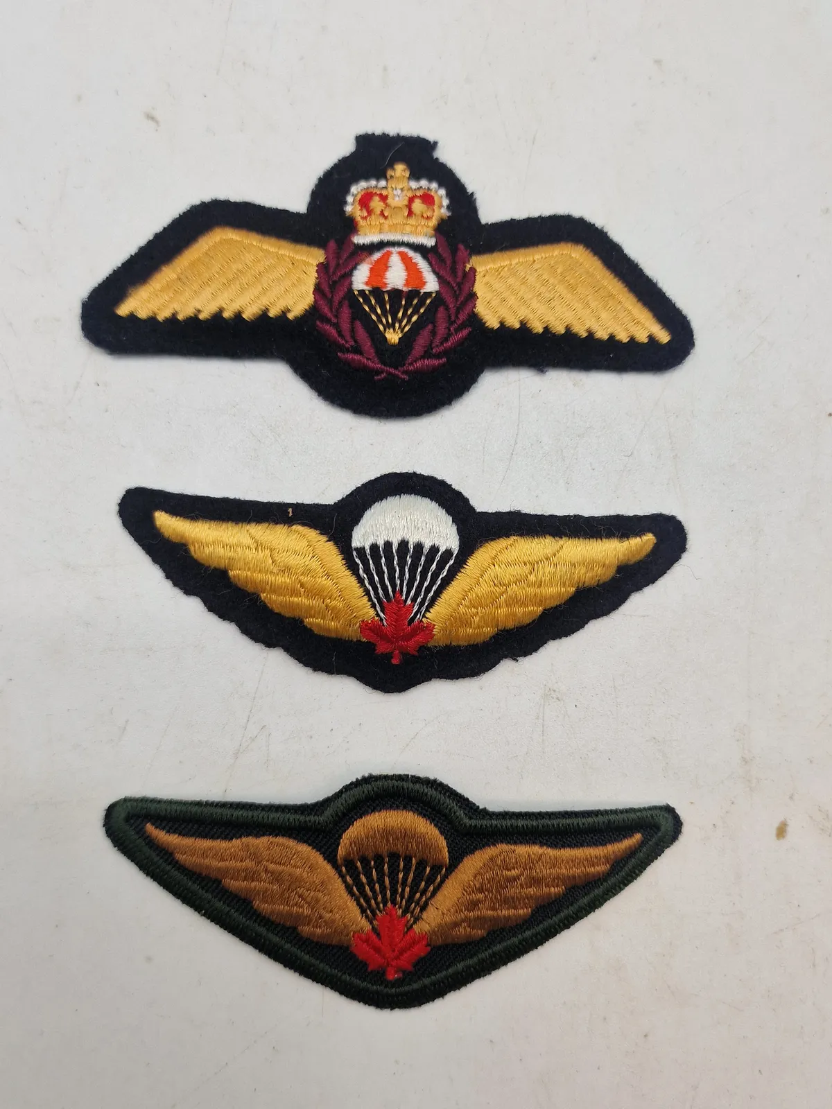 Lot originale faldskærmsvinger  Canada