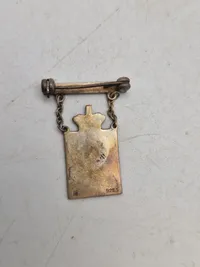 To stk originale Georg Jensen kongemærker af sterlingsølv