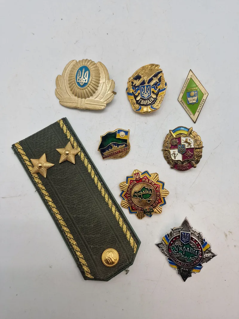 Samling originalt ukrainsk militær