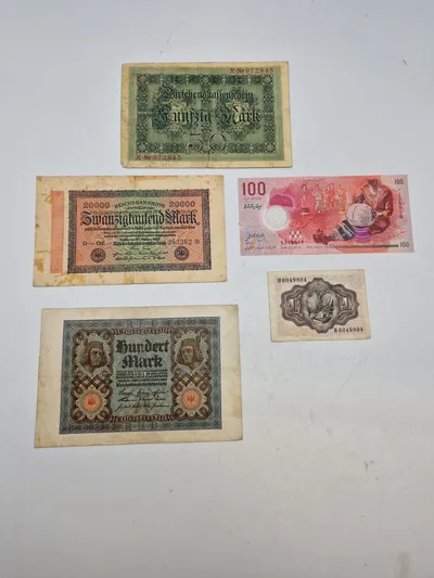 Lot diverse pengesedler